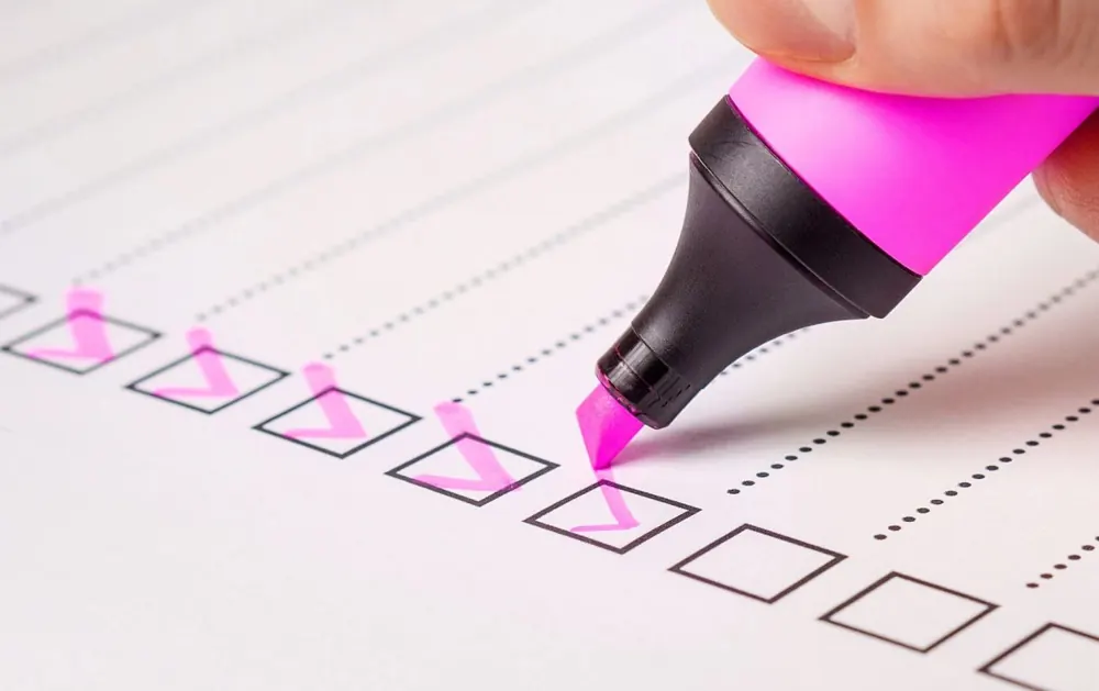 Leak detection inspection checklist in use on site